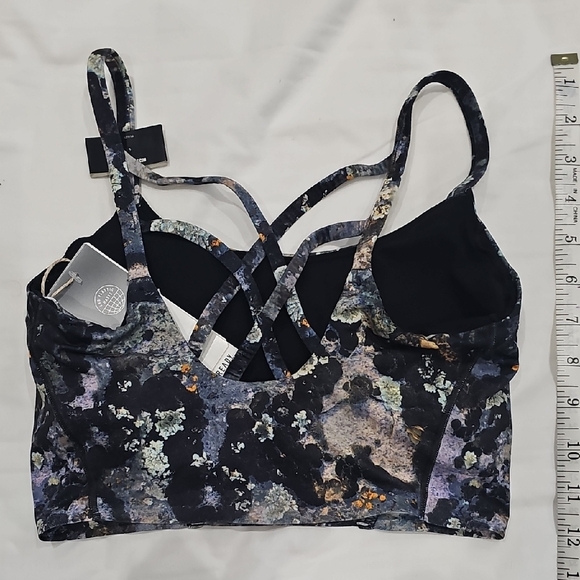 Adidas Abstract Patterned Sports Bra - Picture 6 of 8